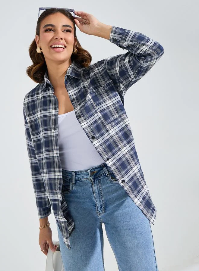 تايك تو بلوزة مطبعة بنمط مربعات مع قصة عادية