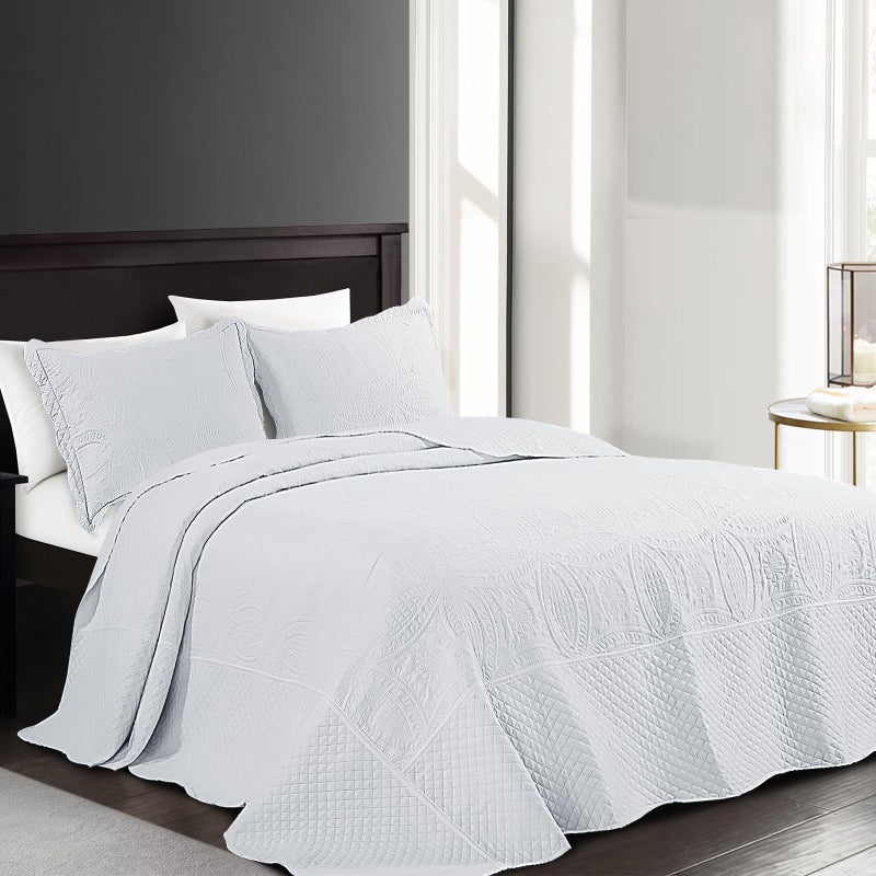 HOMBYS HOMBYS Oversized King Bedspreads 128x128 Quilt Set Extra Wide  Lightweight Bedding Set Soft Durable  Breathable Coverlet for All Seasons 3 PCS White 128x128 