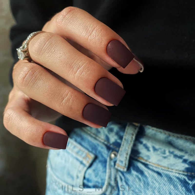 KQueenest Matte Maroon Brown Press on Nails Short Square, Acrylic Nails Press ons Natural Fake Nails Short Coffin Pure Color Soft Gel Glue on Nails for Women Fall Winter in 24 Pcs - Image 2