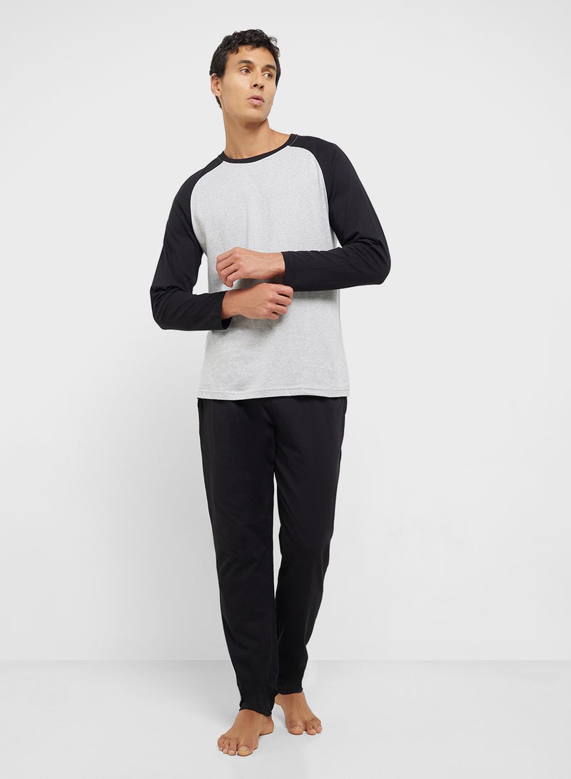 Seventy Five Nightwear T-Shirt & Pants Set  - Image 5