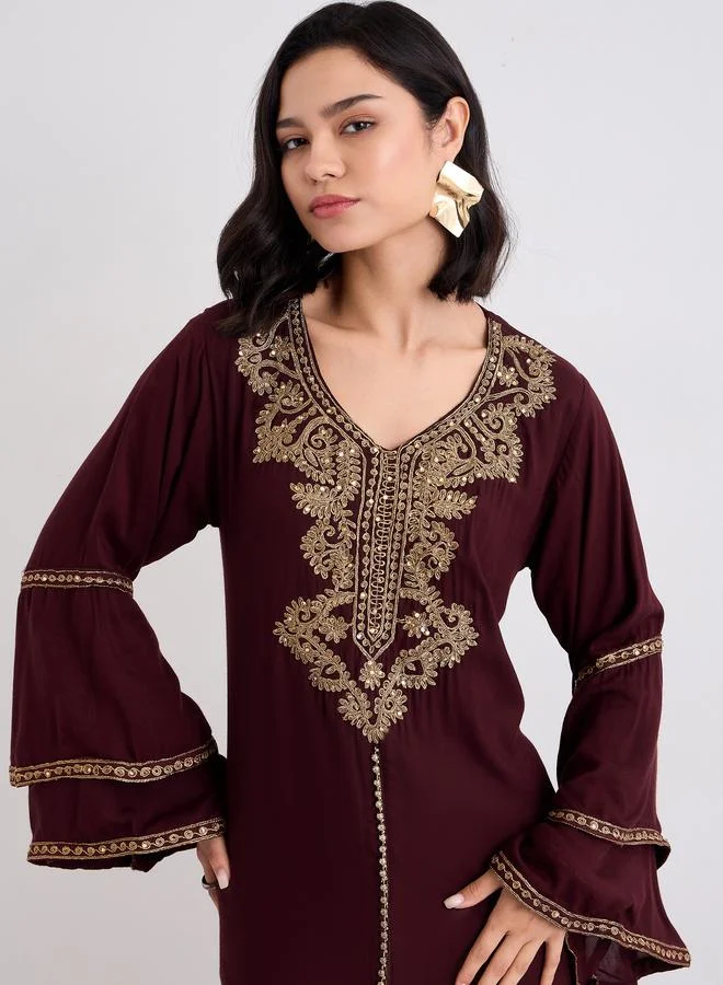 Styli Styli Layered Flare Sleeve Jalabiya with Thread Embroidery