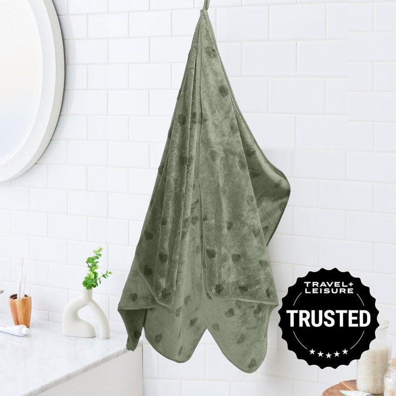 HOUSSE Microfiber Towels | Large Towels | Super Soft Coral Heart Pattern Fleece Towels, Quick-Dry | Super Absorbent with Hook Hanging | Ideal for Men & Women| 400 GSM | (Green, 70x140 Bath Towel) - Image 4
