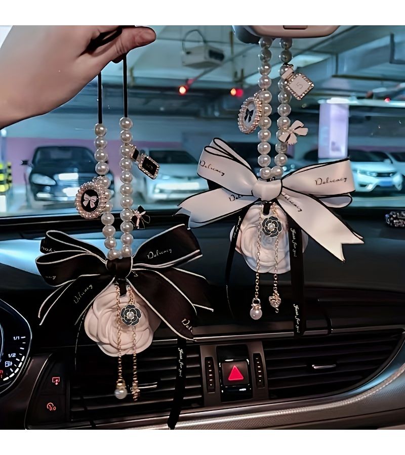 White Car Hanging Ornament Auto Interior Hanging Pendant - Image 1