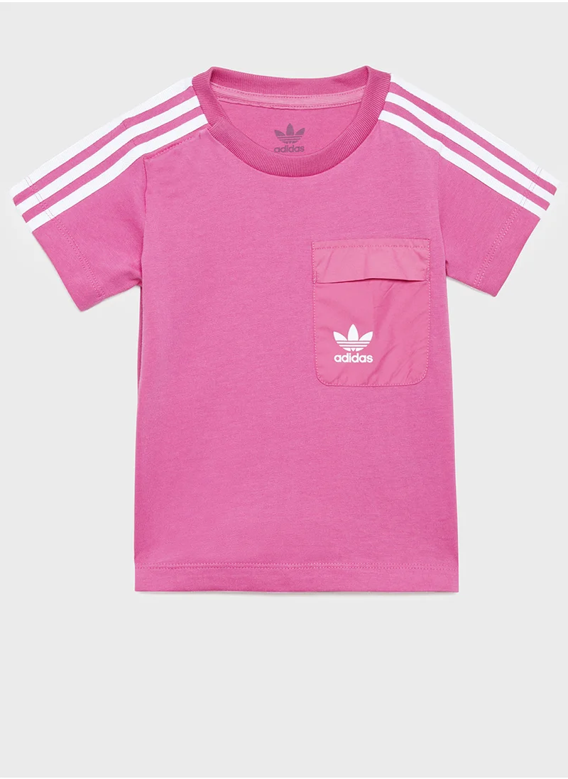 اديداس اوريجينالز Infant T-Shirt & Shorts Set