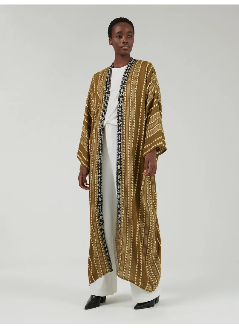 leem Geometric Jacquard Abaya