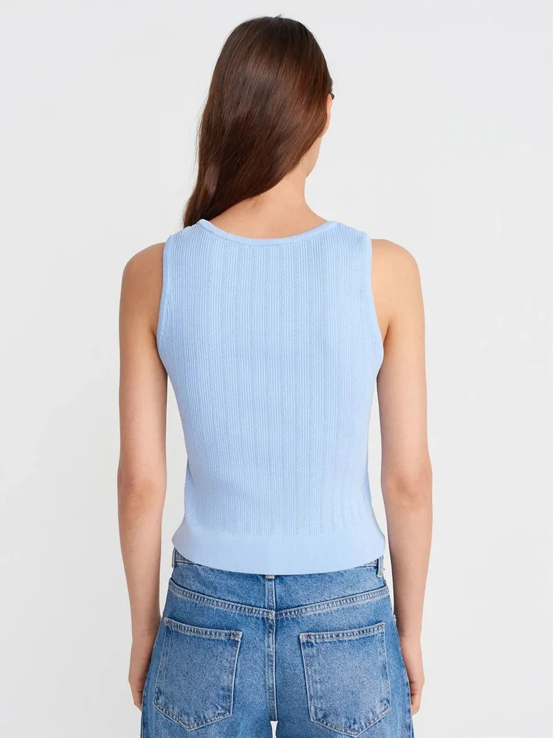 ديلفين Dilvin Ribbed Sleeveless Slim-fit Blouse