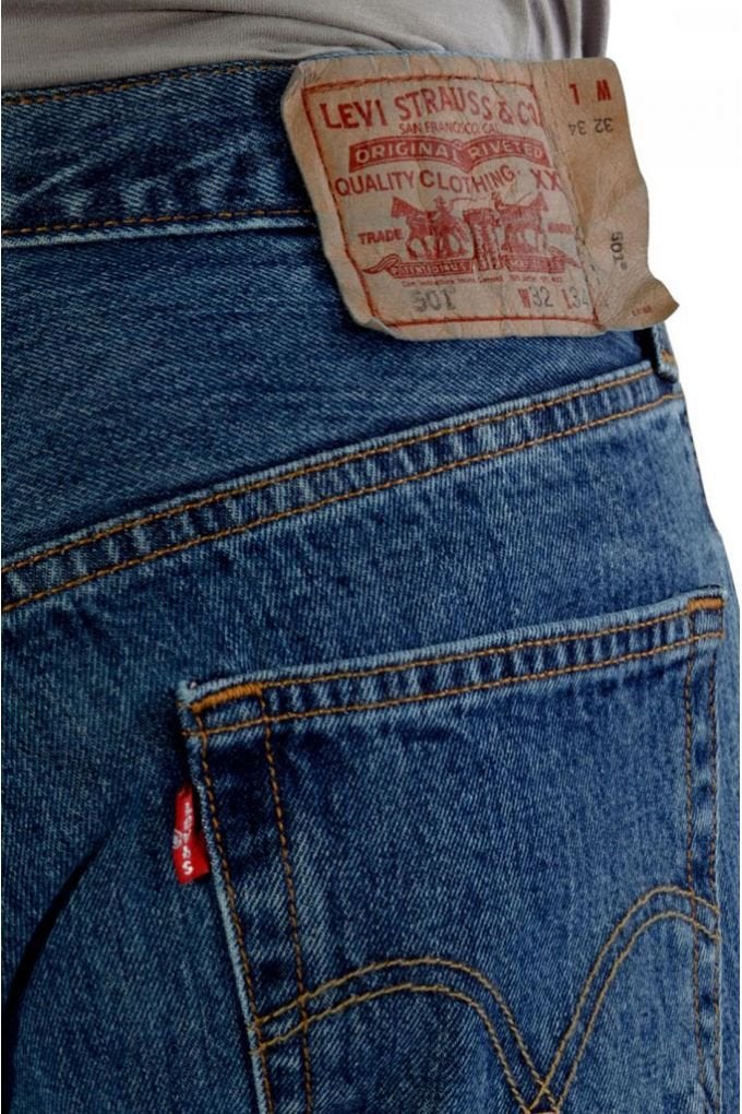 Levi's جينز ليفي للرجال 501 بتصميم أصلي (متوفر أيضًا في الأحجام الكبيرة والطويلة)، غسيل حجري متوسط، 34W x 30L - Image 3