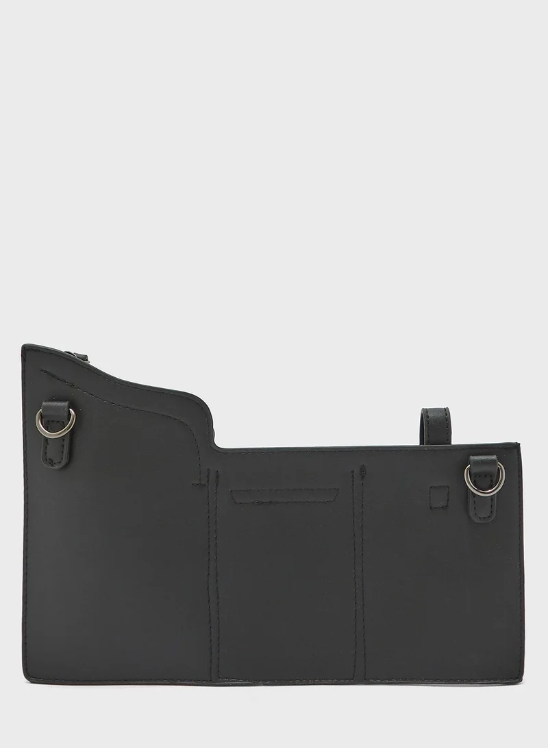shoexpress Three Pocket Crossbody