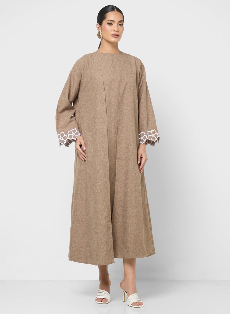 Khizana Floral Hem Abaya - Image 5