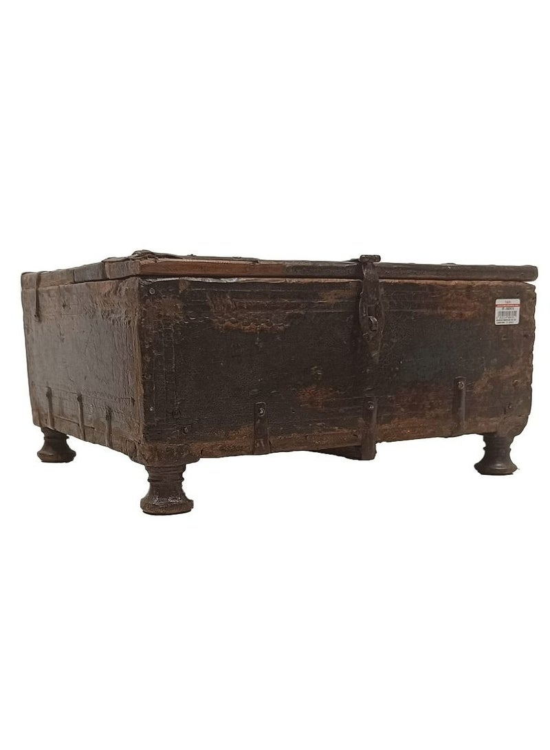 Antique Museum صندوق خشبي عتيق  - Image 1