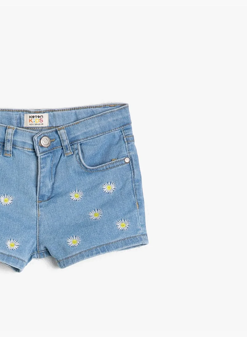 كوتون Embellished Jean Short