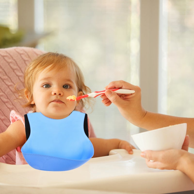 🧸 مريلة أطفال مقاومة للماء بتصميم سيليكون للإطعام وحجز الفتات - Image 1