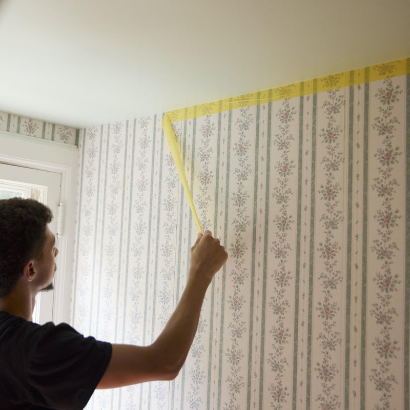 FrogTape Delicate Surface Painters Tape with PAINTBLOCK, 1.5 Inch Wide (1.41 In. x 60 Yds), Low Adhesion, Ideal for Freshly Painted Walls, Trim & Surfaces, Yellow, 4 Rolls (240662) - Image 5