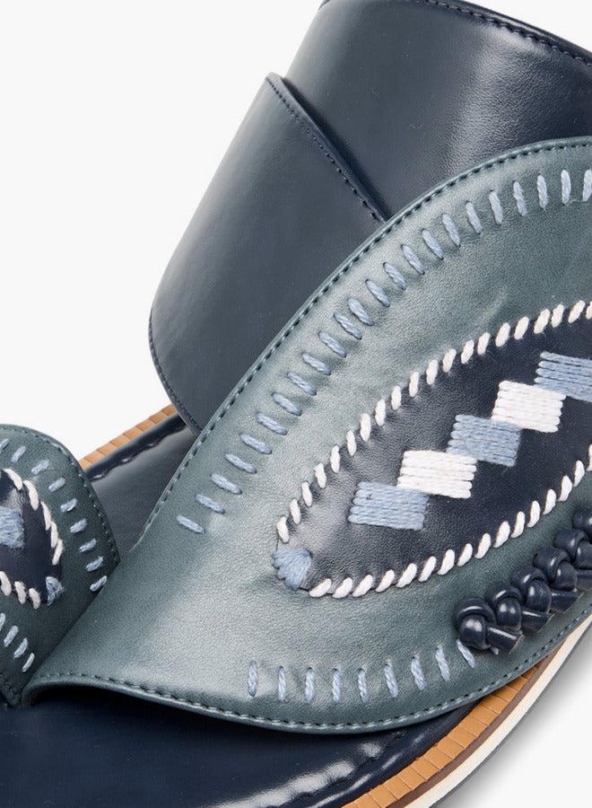 الواحة صنادل عربية مطرزة سهلة الارتداء بحلقة إصبع - Image 4