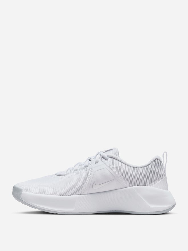 Nike MC Trainer 3 Workout Shoes - Image 2