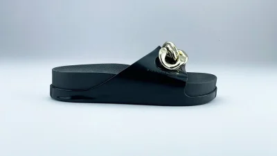 Voices Slide Soul Corrente 2K Women'S Anti Slip Sole  With Gold Chain Design Sandals - Black