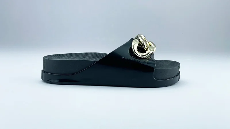 Voices Slide Soul Corrente 2K Women'S Anti Slip Sole  With Gold Chain Design Sandals - Black