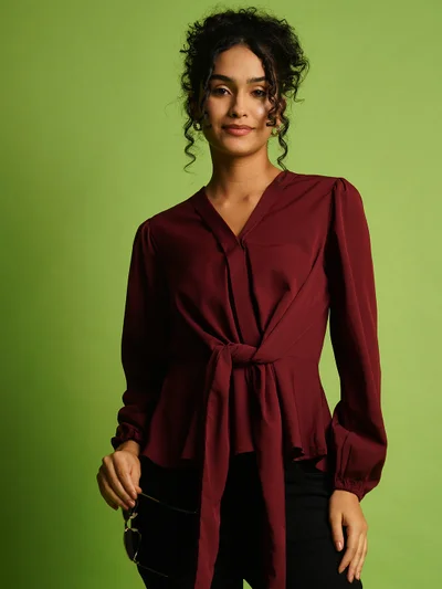 globus Women Solid V-Neck Tie-Up Detail Peplum Top