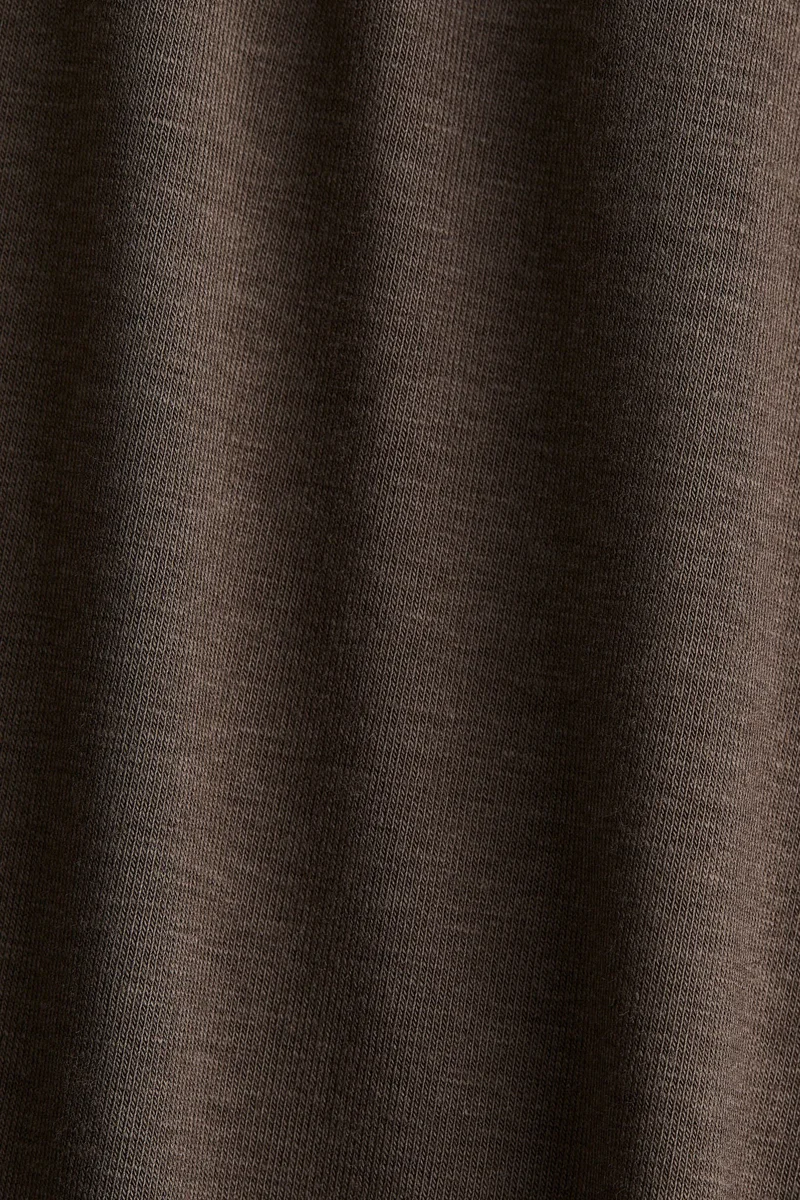 اتش اند ام بلوزة بأكمام طويلة