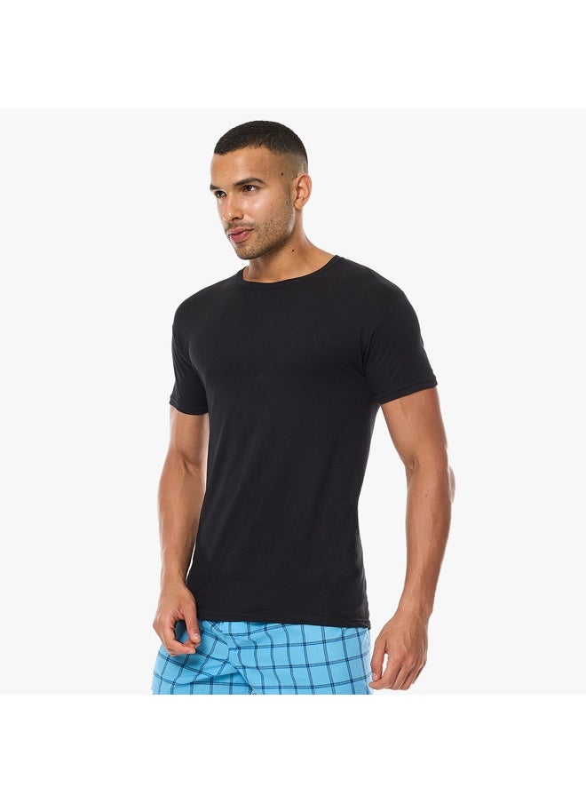 Hanes قميص داخلي Hanes Ultimate للرجال مريح بياقة دائرية، عبوة من 4 قطع  - Image 5