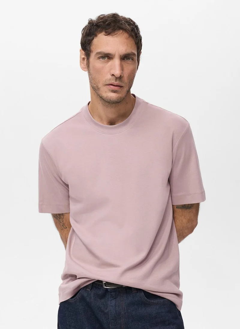 Medium weight regular fit T-shirt