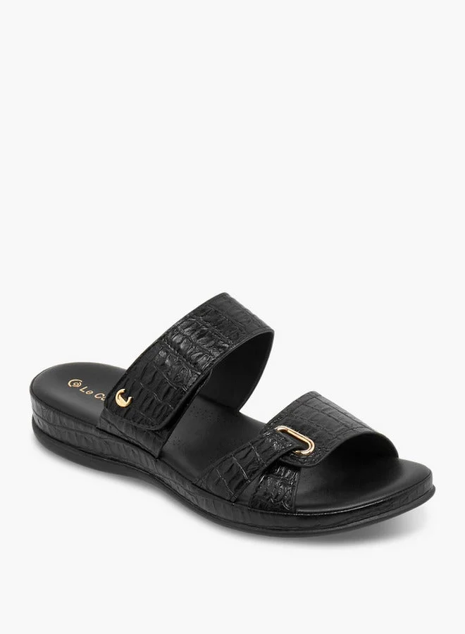لو كونفورت Women Textured Comfort Sandals