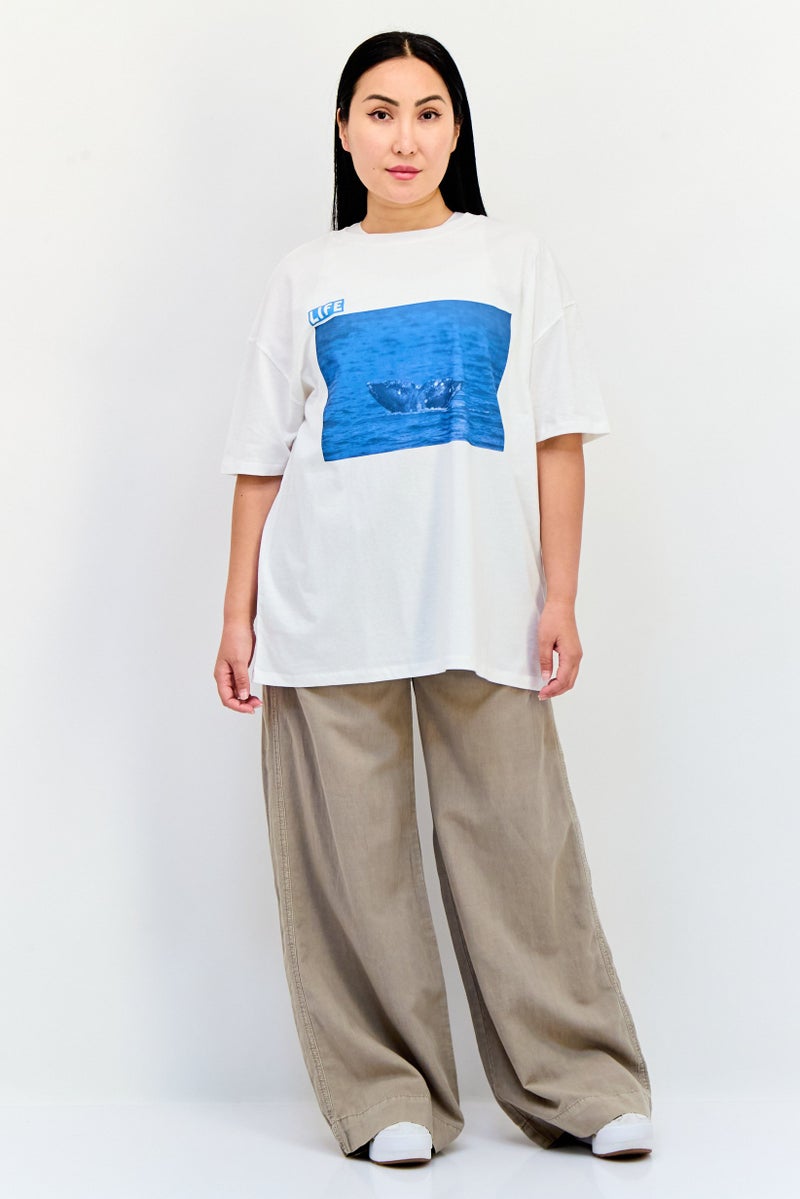 Pull & Bear Pull Bear x Life Women  Crew Neck Short Sleeves Graphic Print T-shirt, white  - Image 4