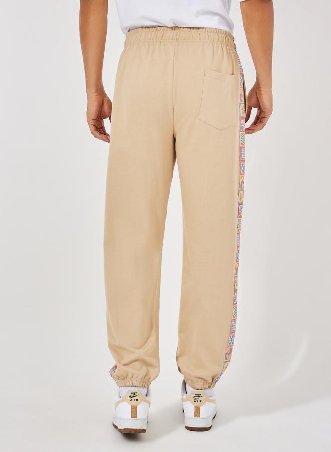 Styli Side Print Motif Relaxed Fit Joggers - Image 4