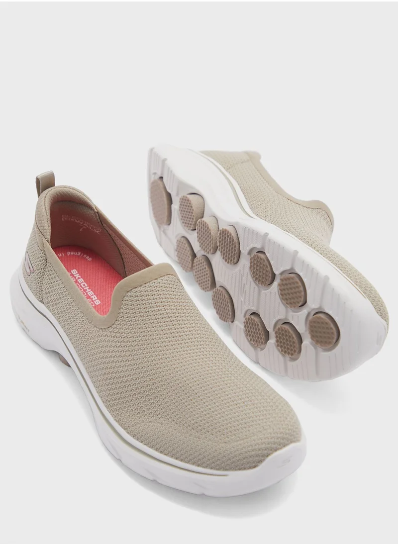 SKECHERS Go Walk 7