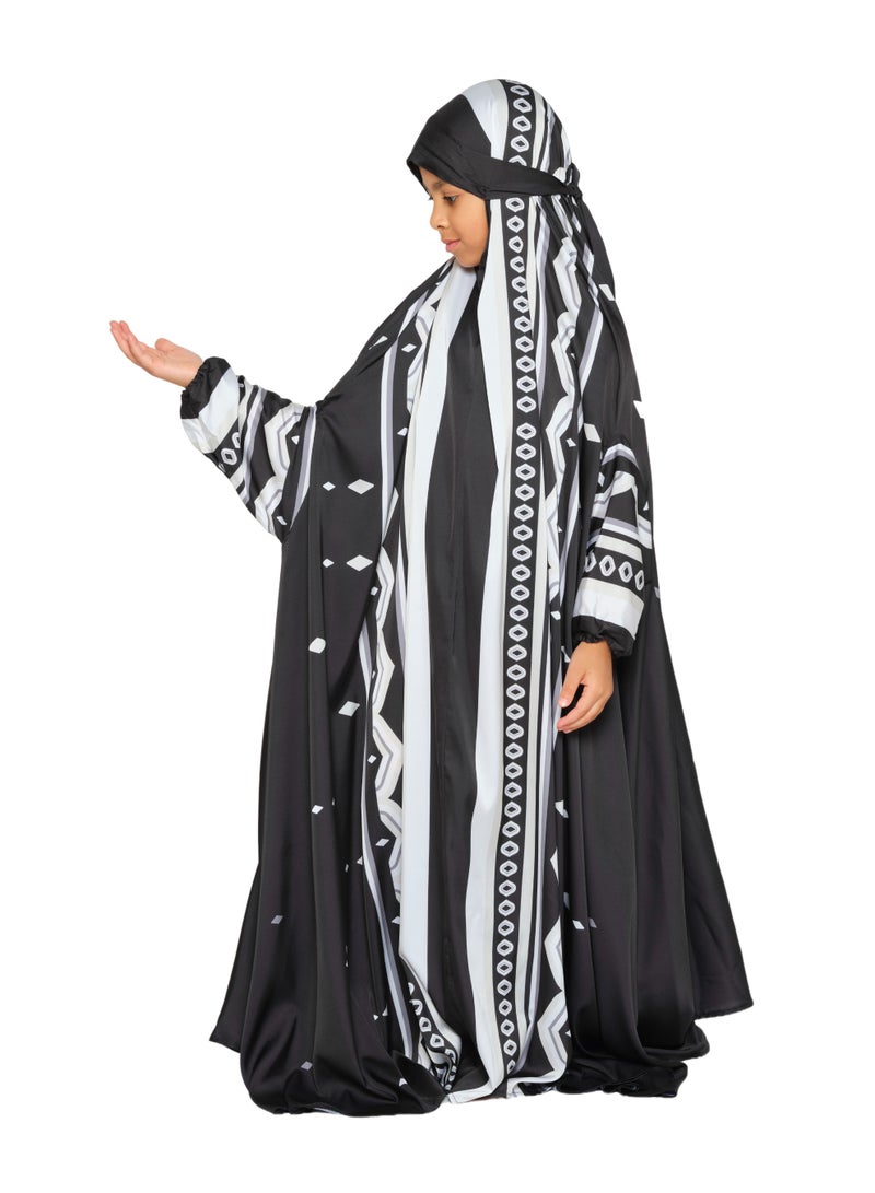 Sabr 'Nizwa' Kids Prayer Dress With Travel Pouch, Black - Image 1