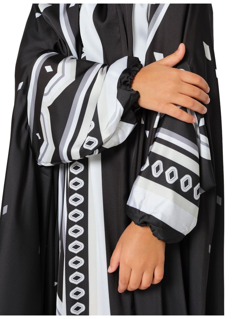 Sabr 'Nizwa' Kids Prayer Dress With Travel Pouch, Black - Image 3