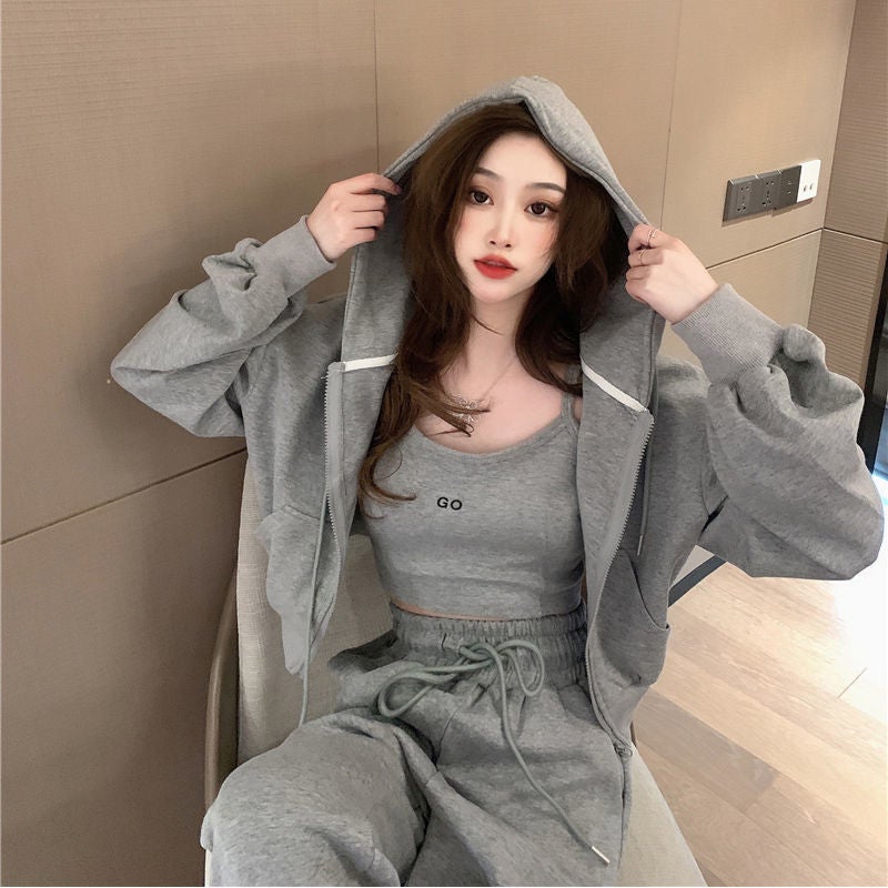 Casual Sports Suit for Women, Spring New Loose Slimming Sweatshirt Jacket Vest Jogger Pants Three-Piece Set Stylish Gray top + suspenders + pants (suit) 