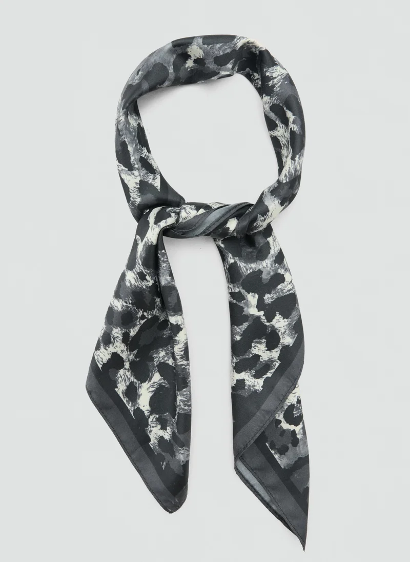 مانجو Leopard Print Square Scarf