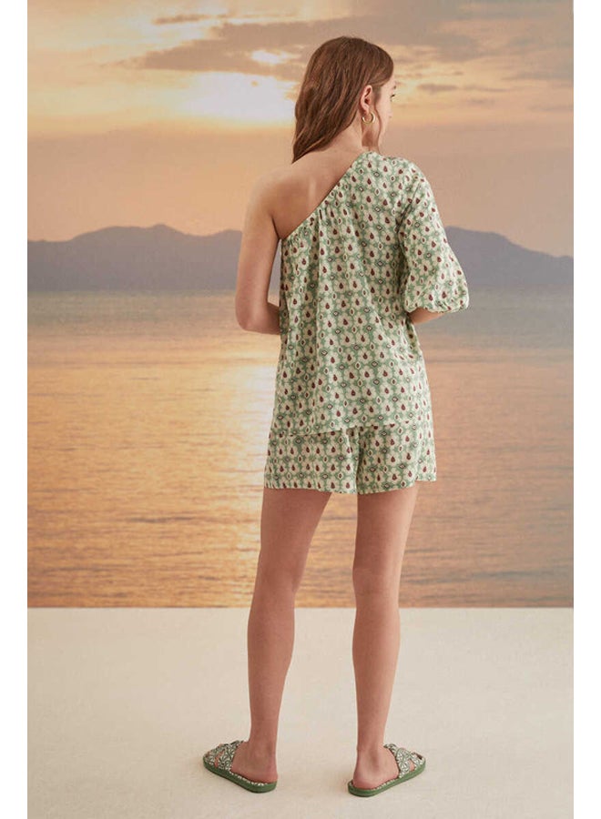 women'secret Asymmetric top and printed shorts set  - Image 4