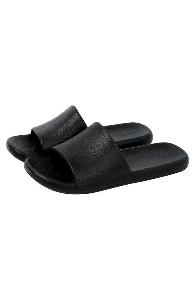 YORGOU Big Size Slippers For Men and Women Non-Slip Quick Drying Shower Shoes Comfortable And Soft Sole - Image 1