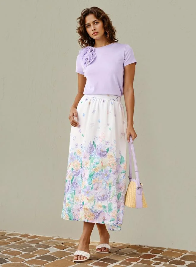 تواكستريمز تيشيرت بتطريز زهري بياقة دائرية