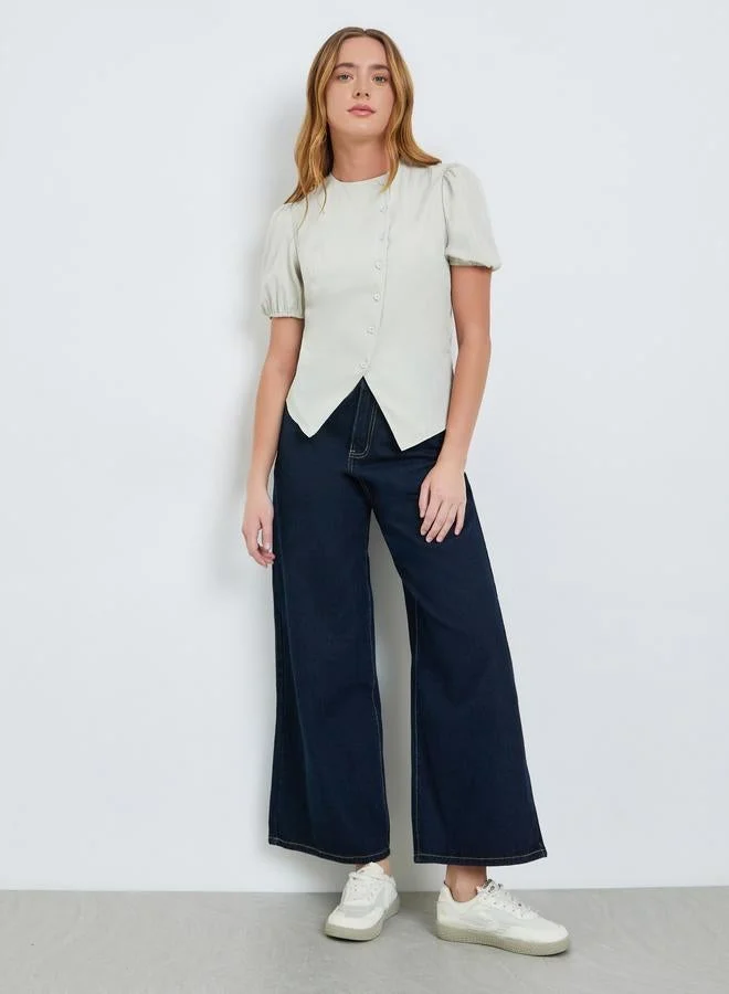 تايك تو بلوزة بأزرار أمامية وأكمام منفوخة