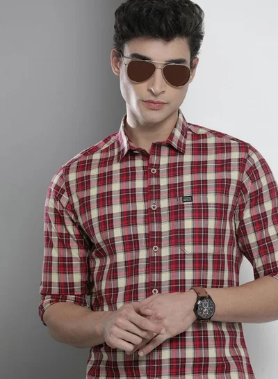 شركة المرآب الهندية Men Slim Fit Checkered Full Sleeves Spread Collar Casual Shirt