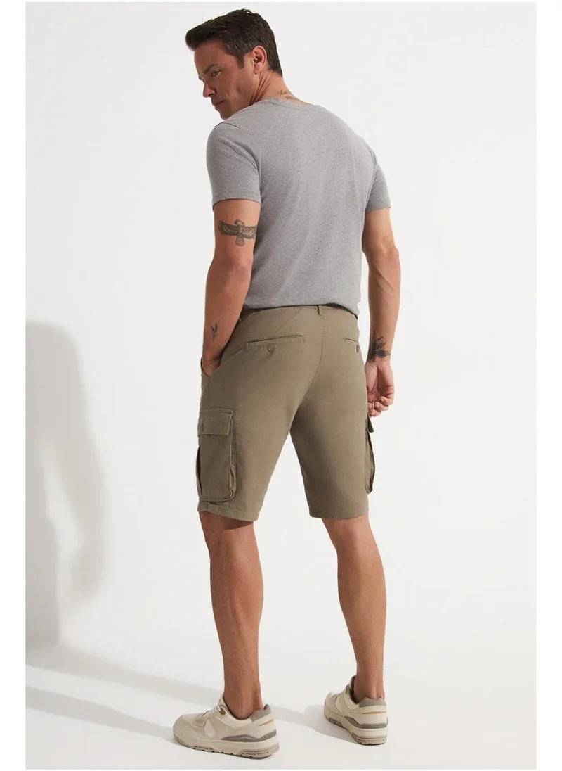 JUNE Essential Shorts