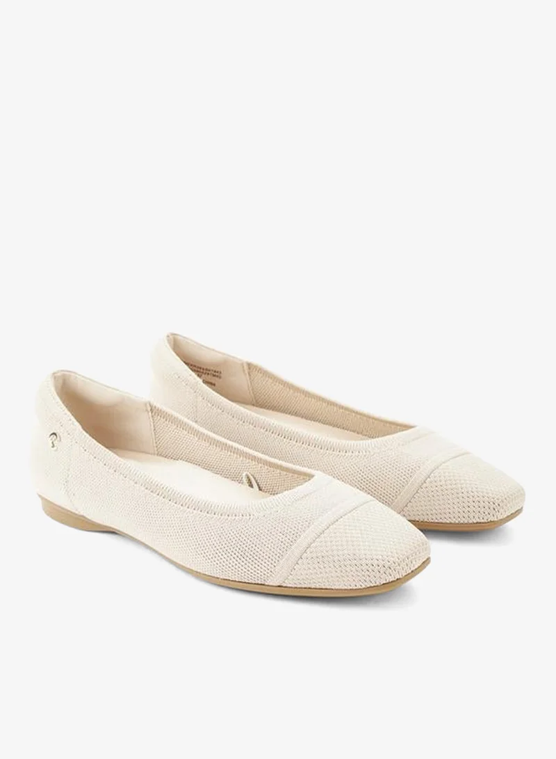 Le Confort Women Textured Ballerina Shoes