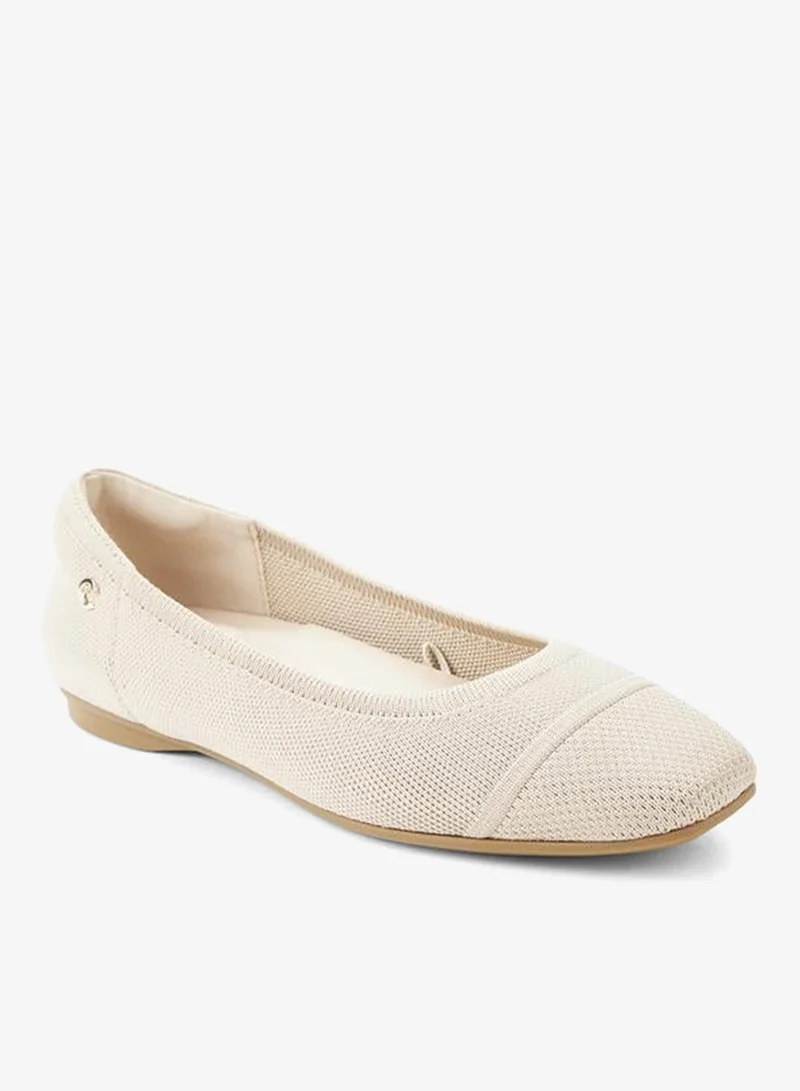 Le Confort Women Textured Ballerina Shoes