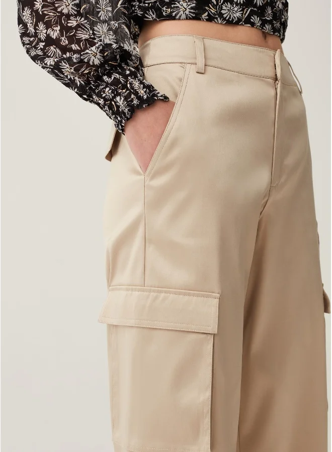 او في اس Cargo trousers in satin
