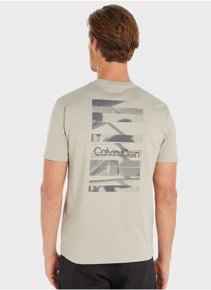 CALVIN KLEIN Graphic Crew Neck T-Shirt