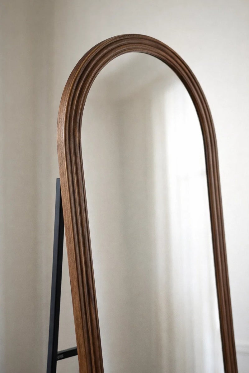 ماريا هومز مرآة أرضية بطول كامل بإطار خشبي بني مقوس 170x60 سم - Image 3