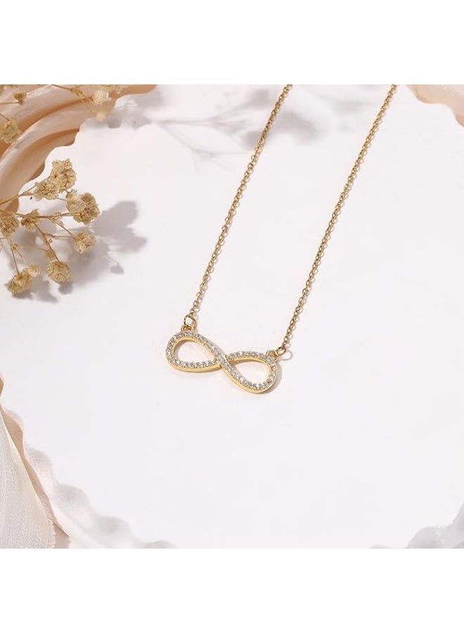 سالتي مجموعة قلادات مغناطيسية من 4 قطع مرصعة بالزركون على شكل قلب بتصميم "حب لا نهائي مالح" للنساء - طقم هدايا مجوهرات أنيق | طقم قلادات أنيق لكل مناسبة - Image 4