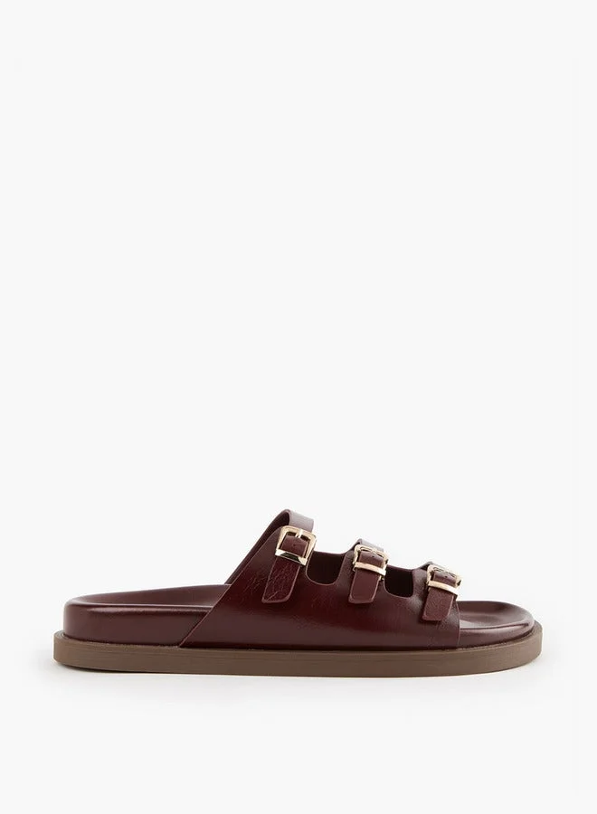 فلورا بيلا من شو إكسبرس صنادل سهلة الارتداء مزينة بإبزيم