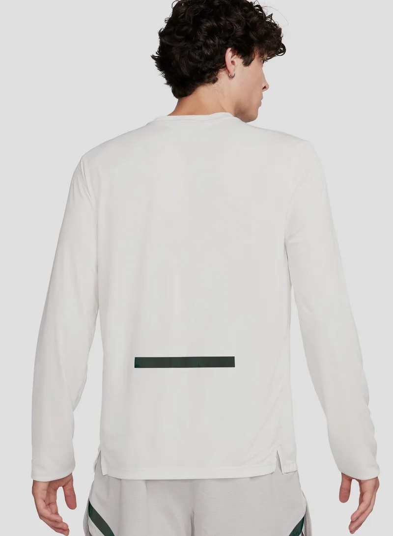 Nike Dri-Fit Rise 365 T-Shirt