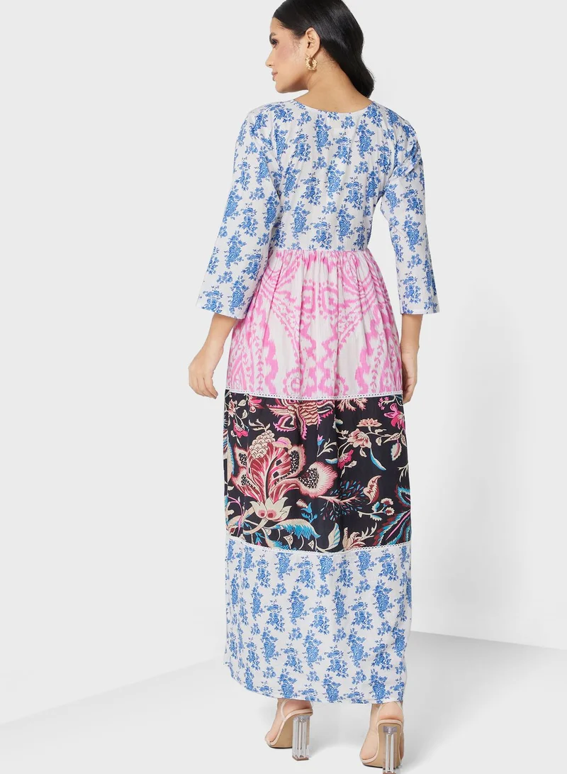 ارابيان كلوزيت جلابية مطبوعة بأكمام ضيقة من الأعلى وواسعة من الأسفل