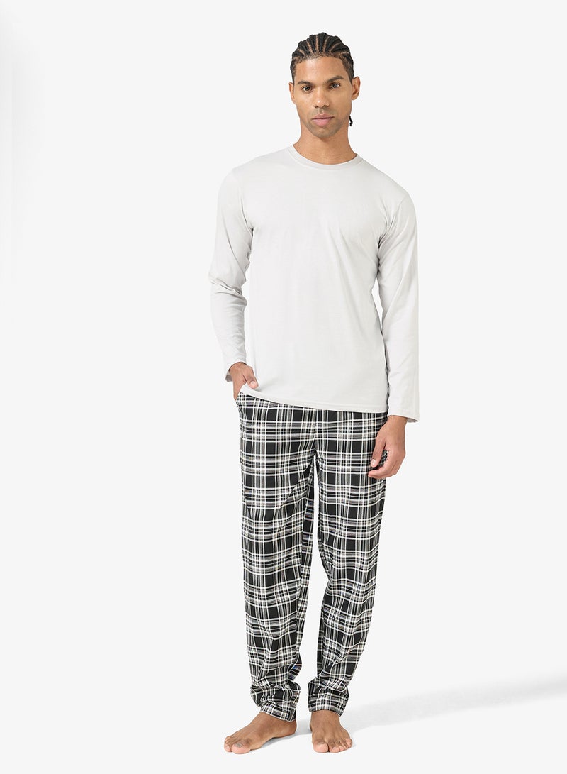 Robert Wood Essential Long Sleeve T-Shirt And Checked Pyjamas Set - Image 1