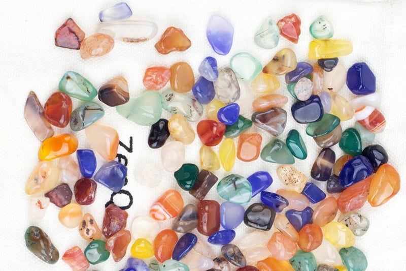 ZenQ 1 lb Clear Quartz Tumbled Stone Chips Crushed Natural Crystal Quartz Pieces - Image 3